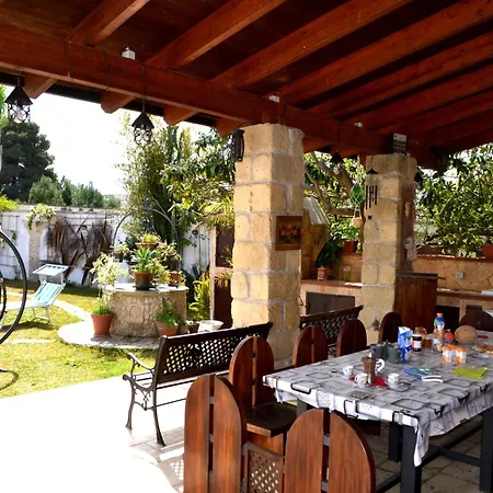 Villa Hikari With Equipped Garden And Parking Space In The Area